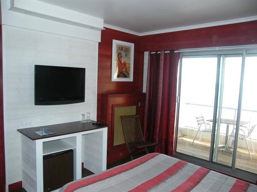 Hotel Le Christina La Baule-Escoublac Exteriör bild